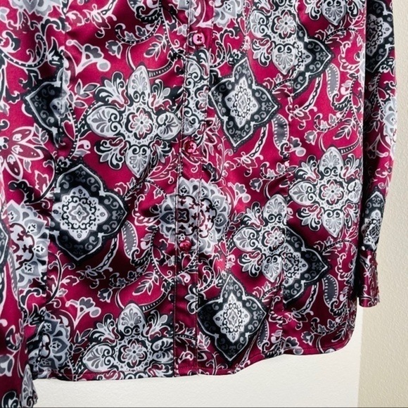 𝅺croft & Barrow NWOT Tapestry Button Down Blouse - Picture 3 of 11